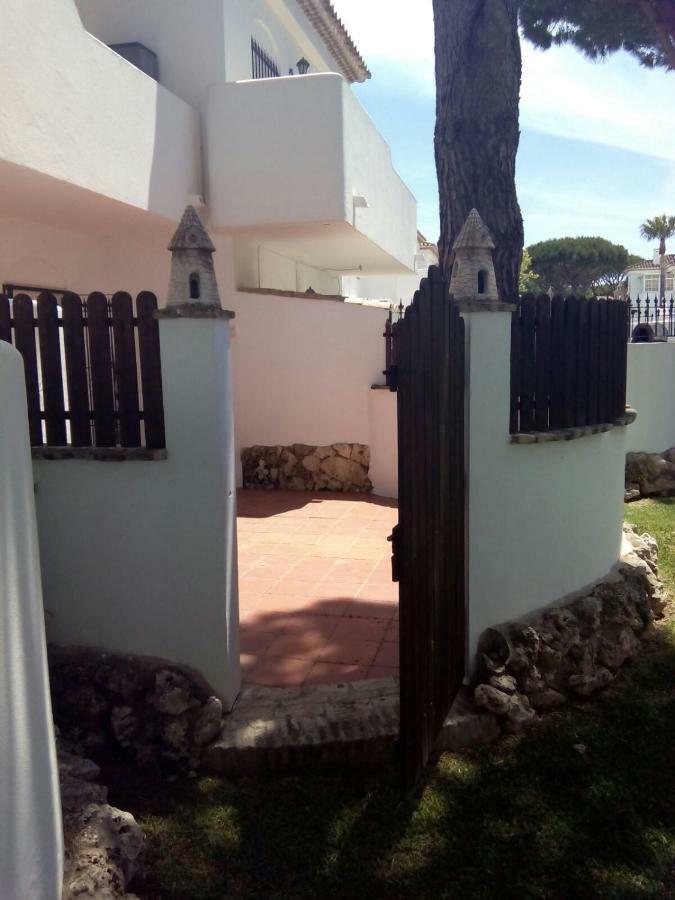 דירות צ'יקלנה דה לה פרונטרה Playa De La Barrosa מראה חיצוני תמונה